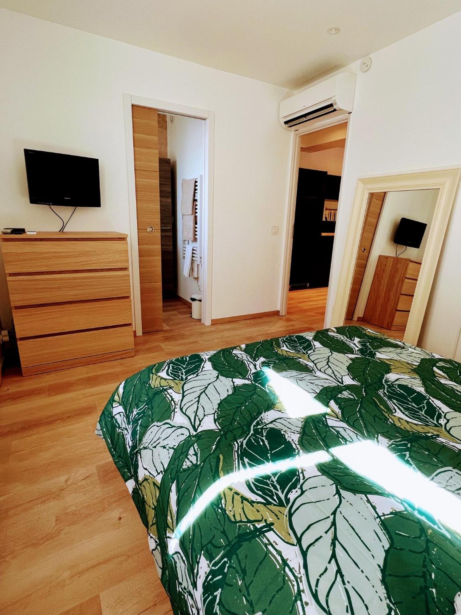 Superbe Appartement Terrasse Et Parking Prive Saint-Tropez Exterior photo