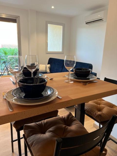Superbe Appartement Terrasse Et Parking Prive Saint-Tropez Exterior photo